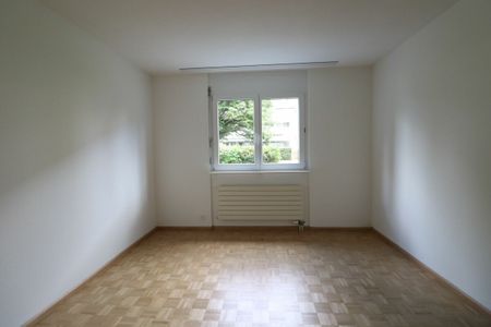 Wasserwerkstrasse - schöne 3 1/2 Zimmer-Wohnung mit Gartensitzplatz - Photo 2