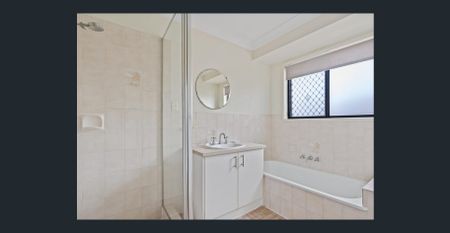 Charming Three Bedroom Home - Photo 5