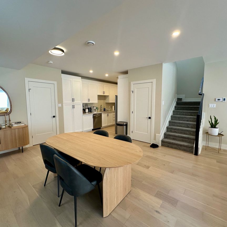 For Lease - 25 O'MEARA Street Unit# A, West Centre Town, Ontario - Photo 1