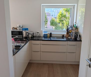 Helle 3.5-Zimmer-Wohnung mit Balkon & eigenem Waschturm, nahe See - Photo 6