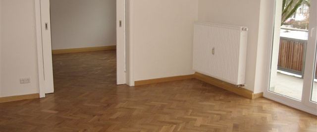 ruhig gelegene 5-Zimmer-Wohnung in Regensburg *neue Vinylböden* - Foto 1