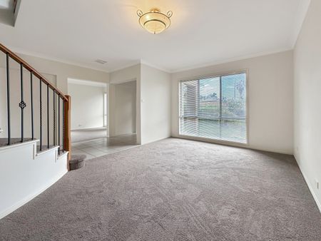 12 Lemongum Place, Quakers Hill NSW 2763 - House For Rent | Domain - Photo 4