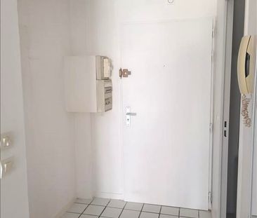 1 pièce - 30,75 m² - 2ème étage - Colocation non autorisée - Photo 5
