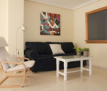Apartamento de alquiler en Calle de la Curva, 45, Ciudad Jardín - T... - Photo 5
