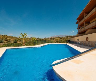 Apartamento de alquiler en El Faro de Calaburra - Chaparral - Photo 4