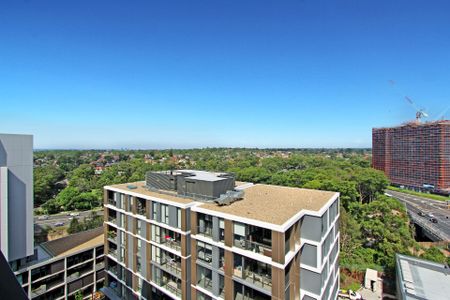 Quality 2 Bedroom apartment in sought after location - Photo 3