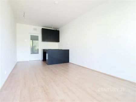 PRONÁJEM ATELIÉRU 1KK, LODŽIE, SKLEPNÍ KÓJE, HVĚZDOVÁ BRNO - Photo 3