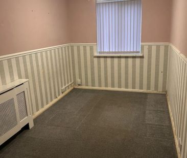 2 bedroom ground floor maisonette to rent - Photo 3