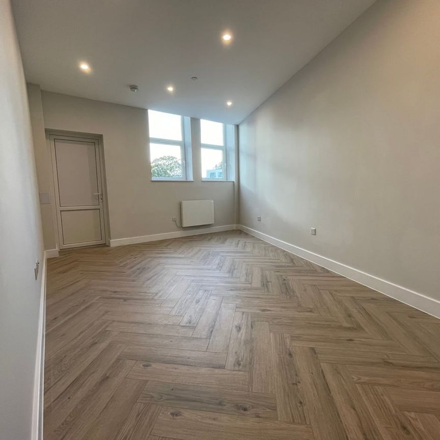 2 Bed Flat, Carlton Crescent, SO15 - Photo 1