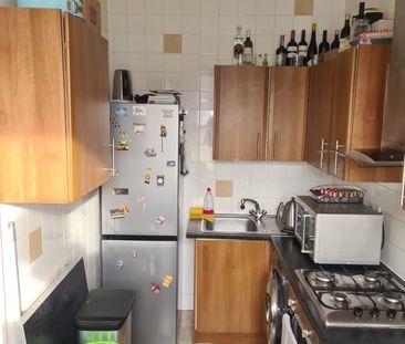 1 Bed Flat, Aldborough Road South, IG3 - Photo 6