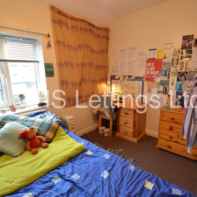 5 Bedroom Semi-Detached House for rent in Newport View - Photo 1