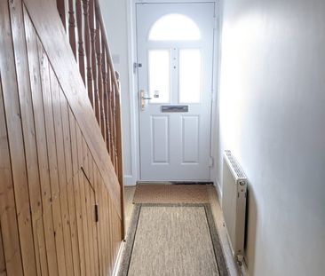 Room in a Shared House, Farnaby Road, SE9 - Photo 2
