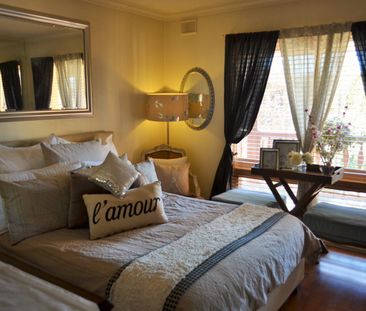 2 BEDROOM UNIT WITH A/C IN BROOKLYN PARK - Photo 2