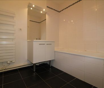 Location Appartement 2 pièces 45m² - Photo 2