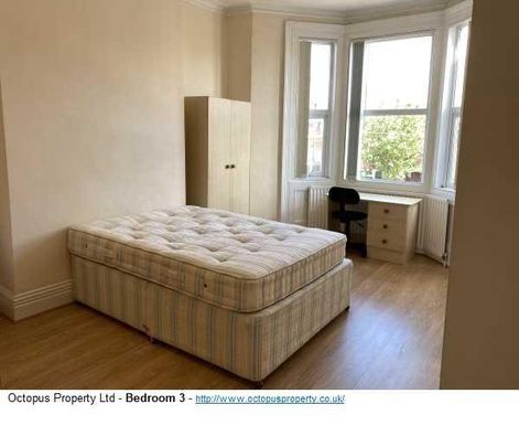 5 bedroom terraced house to rent - Photo 1