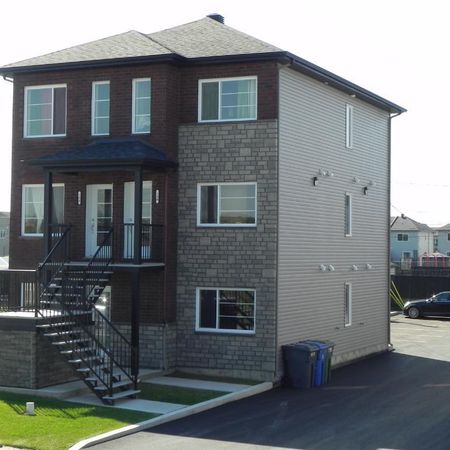 Superbe 4 1/2 au rez-de-chaussée | confort, accessibilité et tranquillité - Photo 4