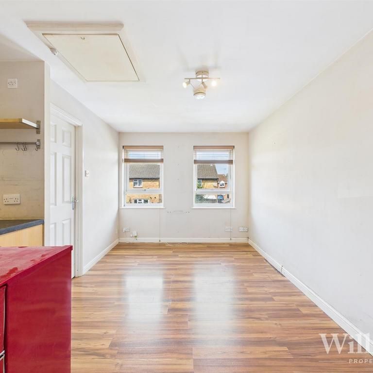 1 bedroom flat to rent - Photo 1