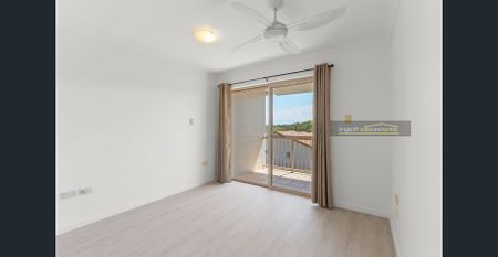 2br Apartment with Ocean Views and Pool - Photo 4