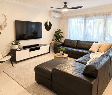 Spacious Family Townhome in the Prestigious Serenity Complex - Photo 1