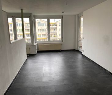 Einziehen und wohlfühlen: 3 Zimmer, Balkon, Badewanne, Aufzug - Photo 6