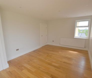 2 bedroom maisonette to rent - Photo 4