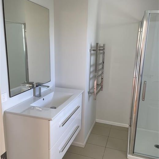FRESHLY RENOVATED - 2 BEDROOMS - KOHI - Photo 1