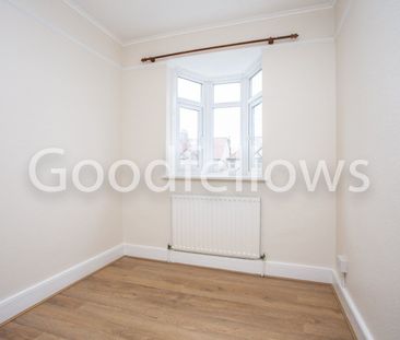 4 bedroom mid terraced house to rent, - Photo 3