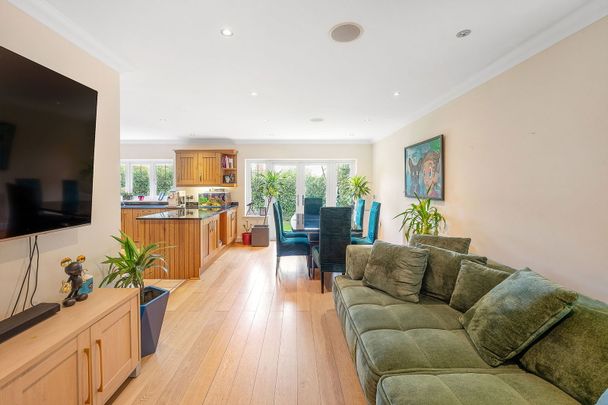 Church Close, KT22 - Photo 1