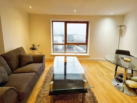 1 bedroom flat to rent - Photo 2