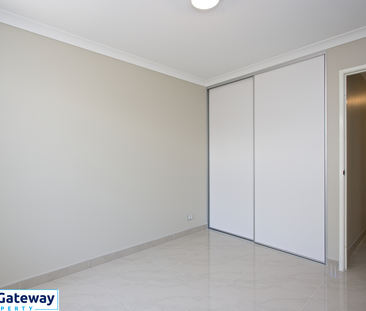 4 Massicot Road, BANJUP WA 6164 - Photo 6