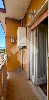 Trilocale in affitto - Photo 2