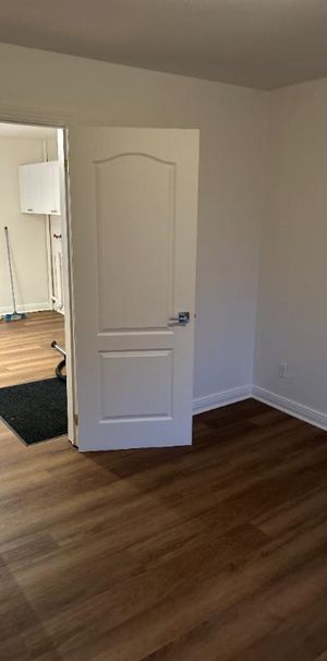 Logement à louer 4 1/2 Drummondville, très propre bien situé, non fumeur et sans animaux! - Photo 1