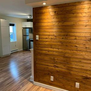 *Disponible* Appartement 3 ½ à louer à St-Sauveur semi-meublé - Photo 2