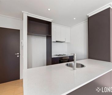 The Convenience of Community - Photo 3