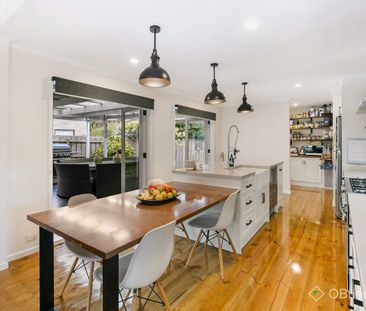 Spacious Family Home in a Convenient Location - Photo 6