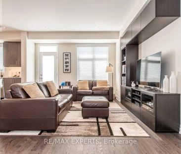 37 JUNEAU STREET - Photo 1