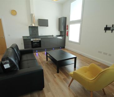 Osborne Terrace, Jesmond, Newcastle Upon Tyne - Photo 3