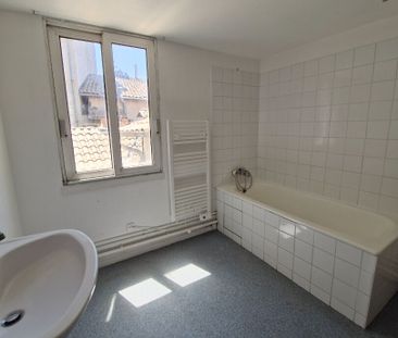 T3 HYPER CENTRE VILLE EN DUPLEX - Photo 5