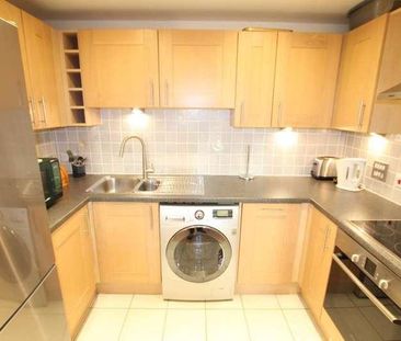 Woking, Surrey, GU22 - Photo 2