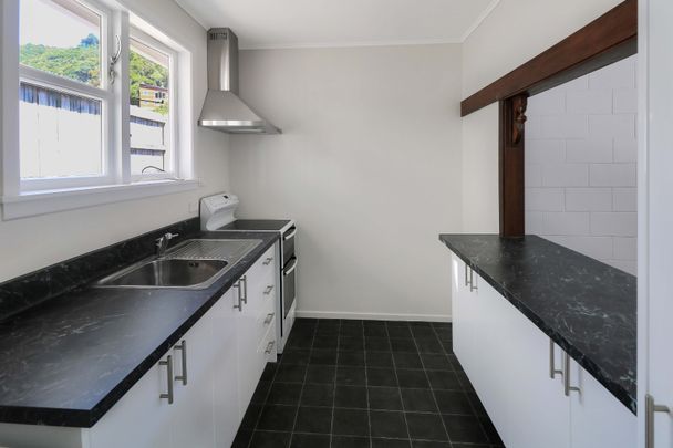 Renovated 1 bedroom- Brooklyn - Photo 1
