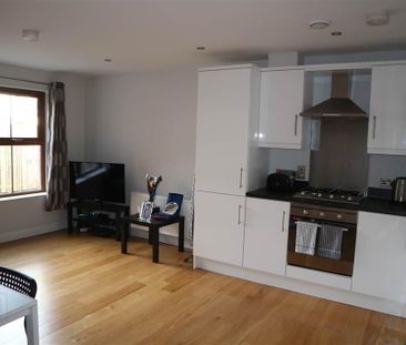 Apartment 3 One20 120 Upper Newtownards Road, Belfast, BT4 3EQ - Photo 5