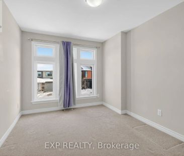 529 ROWERS WAY - Photo 2