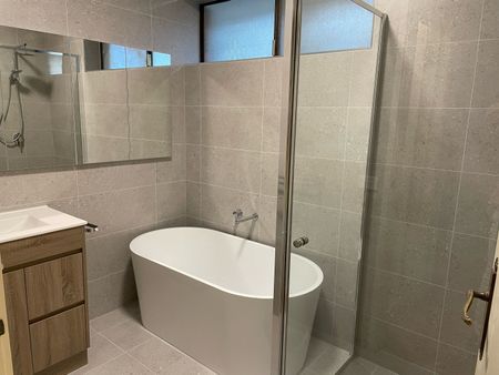 3/126 Brougham Street, Kew VIC 3101 - Townhouse For Rent | Domain - Photo 5