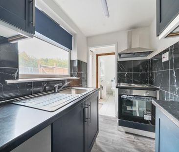 2 bedroom terraced house to rent - Photo 6