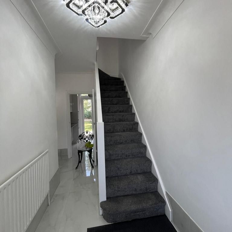 5 bedroom semi-detached house to rent - Photo 1