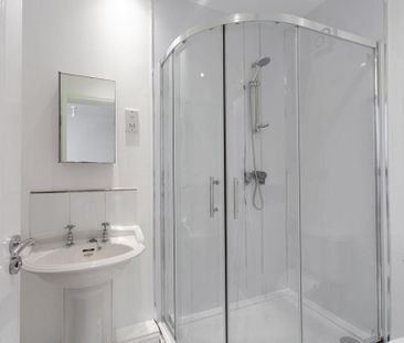 2 bedroom flat to rent - Photo 6