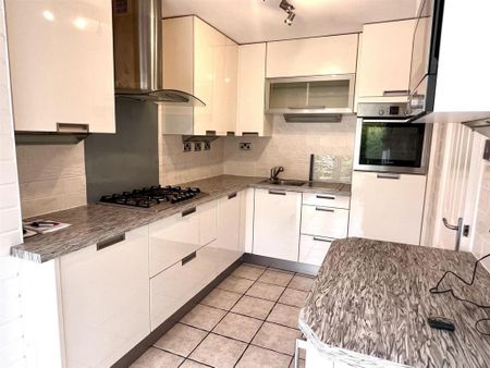 2 bedroom detached bungalow to rent - Photo 5