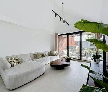 Appartement te huur in Kortrijk met 2 slaapkamers - Photo 2