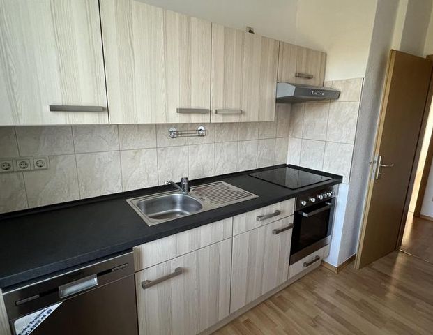 sonnige 3-Raum-Wohnung/Balkon mit Laminat - Foto 1