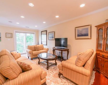 2 Level Home in vibrant downtown neighbourhood of Halifax! - Photo 4